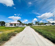 2 Bán 2450m2 đất thổ cư tân tiến, thị xã lagi gần biển giá ngộp