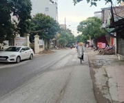 Chính chủ  bán đất mặt đường kinh doanh ngày đêm, giá cần bán gấp, mặt tiền rộng. gọi ngay