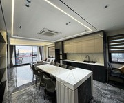 Nhà đẹp mặt phố đàm quang trung-long biên  48m2,x 8 tầng,mặt tiền 4.6m,24.8 tỷ.