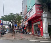 Nahf mới lô góc 3 thoáng ô tô vào nhà phố nguyễn văn cừ 45m2 x 5 tầng,14 tỷ long biên.