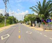 Kinh khủng khiếp, bán nhà dt 201m2, ngang 6, mặt tiền, quận 9, giá chỉ 2.96ty