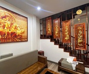 Nahf đẹp dân xây kiên cố phố nguyễn văn cừ 40m2,x  4 tầng, mặt tiền 4m,9.5 tỷ long biên.