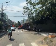 Nhà 2 tầng - rất kiên cố, đường 5.5m sát biển đường giáp văn cương