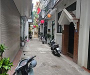 Nhà 5 tầng  thang máy xịn  view hồ   phân lô cán bộ tam trinh  giá 12.8 tỷ một khoảng trời riêng