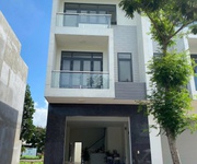Cần bán nhà chính chủ- ngay ngã tư hòa lân-thuận giao-giấy tờ đầy đủ.
