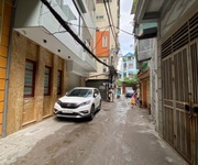 Cc bán nhà trả công thợ. giảm chào 500 triêu. hoàng mai 46m 5t. thông  kd  ô tô vào nhà. hơn 10 tỷ