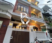 bán nhà 3 tầng đẹp hẻm lê hồng phong   phước hải   trung tâm tp nha trang   giá 5.9 tỷ