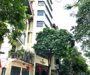 Bán nhà mặt phố q cầu giấy, vị trí đẹp, ô tô 2 chiều, vỉa hè rộng, mt5m nhỉnh 29 tỷ