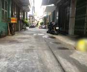 Bán nhà đang cho thuê 10tr có thể 30tr, p1quận 10 gần chợ hồ thị kỷ  60m2m,3t 5pn ,khu kd  phù hợp