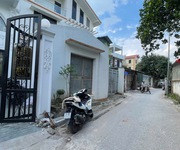Nhà mới phố trạm nhỉnh 19 tỷ ngõ ô tô gara thang máy,long biên hà nội