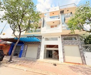 Bán nhà mặt tiền cầu phú long, q12   giá chỉ như nhà trong hẻm