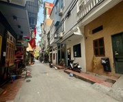 Cần bán nhà tại trần quốc hoàn - cầu giấy