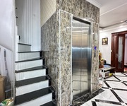 Nhà mới Hoàng Hoa Thám - 6 tầng thang máy. MT 5.4m giá 8.x tỷ