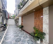 Bán nhà ở tại thạch bàn quận long biên gần cầu vĩnh tuy diện tích rộng 30m xây 5 tầng 6 tỷ