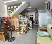 Góc mặt tiền núi thành, 205m2, ngang 12m, 3 căn nhà liền kề, 23.x tỷ