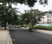 Bán đất nền  tại đông thủ thiêm, 110m2 , trước mặt kinh doanh