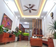 Nhà đẹp chính chủ ngọc thụy   5 tầng, 5 ngủ, gần ô tô   bán giá hơn 8 tỷ