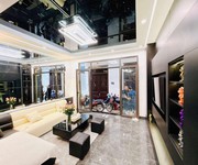 Bán nhà mới phố đại la   40m  x 5 tầng   giá nhỉnh 8 tỷ