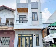 Nhà 3 tầng vừa hoàn thiện liền kề AEON MALL, Thuận An