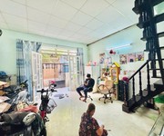 --bán nhà hxh lạc long quân, phường 8 tân bình  4 x 11  chỉ hơn 5 tỷ