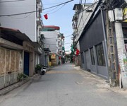 Bán đất kẻ tạnh giang biên ngõ thông oto tránh diện tích 136m, mặt tiền rộng: 6.7m, 19 tỷ