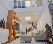 Bán nhà 4 tầng 35m2, ngọc thụy - long biên - giá  nhỉnh 5 tỷ - vị trí đắc địa, sổ đỏ chính chủ