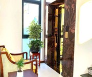 Góc 2 mặt tiền thi sách gần sân bay, 76m2, 5 tầng hiện đại, xịn sò, kinh doanh, nhỉnh 12 tỷ