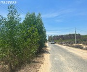 Bán 27 x 47m đất mặt tiền lý nam đế, thị xã lagi giá ngộp 100tr/m ngang