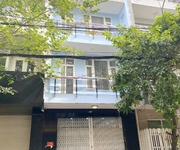 Bán nhà mặt tiền đường số 5 phạm hùng, ngay kdc cao lỗ p4 q8