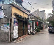 Bán nhà c4 ở việt hưng long biên cách 1 nhà ra mặt đường oto tránh diện tích 35m, 4 tỷ 9