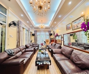 Bán biệt thự làng việt kiều châu âu - lô góc 180m  - có hầm - view vườn hoa - giá chỉ 50 tỷ