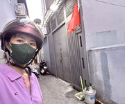 Bán nhà quạn 4 tôn đản -giao thương vói tôn thất thuyêt và nguyễn tât thành- gần trường daaij học