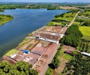 lô đất view hồ 137m    giá chỉ 590 triệu   sổ sẵn, sang tên ngay