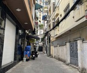Nhà đường cách mạng tháng 8 phường 12 quận 10.