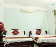 Bán khách sạn mặt tiền đường yersin, p. vạn thắng, tp. nha trang 111.1m   ngang 4.94m  giá bán: 220