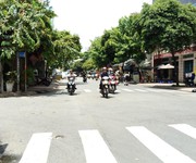 Bán nhà mặt tiền 4 tầng siêu khủng 250m    34 phòng cho thuê sinh lời cao   khu công nghiệp sầm uất