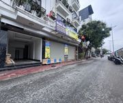 Mặt phố âu cơ- 8 tầng thang máy mạ vàng - hàng xóm lotte tây hồ - kinh doanh ngày đêm - vị trí cực