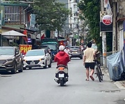 Bán đất tặng nhà 3 tầng lạc long quân - ngõ ôtô tránh   50m    giá 9.5 tỷ