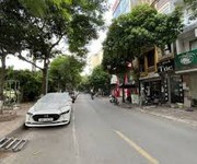 Bán nhà mặt phố nguyễn đình hoàn quận cầu giấy  60m2 x 7tầng ,mặt tiền rộng