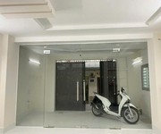 Cần tiền bán rất gấp nhà phạm thế hiển  p7, q8  dt: 75m2  4.5x 15m  3pn,2wc chỉ 3.8 tỷ