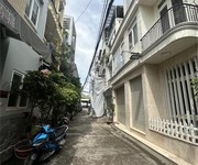 Bán nhà 66m    2 tầng   hẻm xe tải   đỗ nhuận   gần aeon   chỉ 5.x tỷ