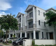 Chính chủ cần bán cặp nhà đôi khu biệt thự nine south tại đường nguyễn hữu thọ