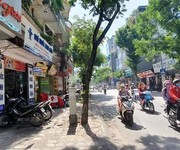 Bán nhà hiếm cầu giấy, lô góc, 2 thoáng, 75m2, 3 tầng, mt 8.8m, chỉ 17 tỷ