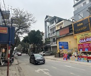 Sẫn nhà 4 tầng kinh doanh sầm uất-mặt phố lâm tiên- vỉa hè đường rộng 15m- dòng tiền 15tr/th
