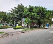 Chỉ 12 tỷ còn tl- sở hữu ngay khuôn đất vuông 4mx24m đối diện cv- bình phú 1