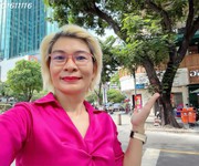 Hiếm bán - cc mặt tiền đường hoa nguyễn huệ, p.bến nghé, quận 1 - dòng tiền cho thuê được 120
