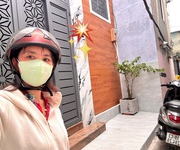 Chính chủ cần bán nhà mới 5 tầng- khu an  ninh--đường đoàn văn bơ- thông ra hoanmgf diệu- nguyễn