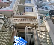Nhà đẹp- giá ưu đãi bán nhà  tìm người mua thiện chí    ngay khu sầm uất quận 10, đường điện biên