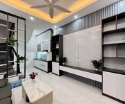 Bán nhà nguyễn đức cảnh, trương định,15m ra ô tô, dt 27m2, 5.95 tỷ