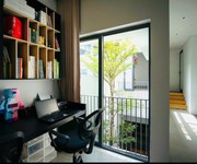 Mặt tiền thành thái, đường 10.5m sát nguyễn hữu thọ, 100m2, kiến trúc cực đẹp, 6.x tỷ